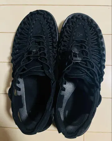 KEEN 블랙 스포츠 샌들 25cm