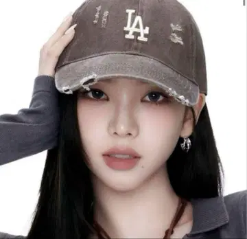 MLB 카리나 착용 데미지 캡 일본 미입고 브라운 야구 모자