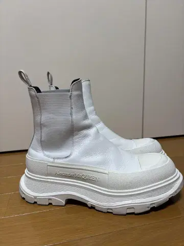 Alexander McQueen Tread Slick 부츠 사이즈 39