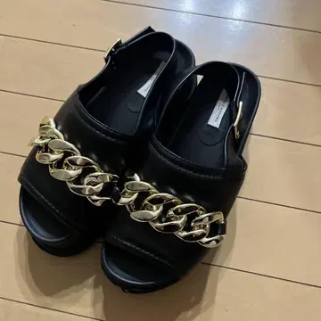 유나이티드 애로우즈