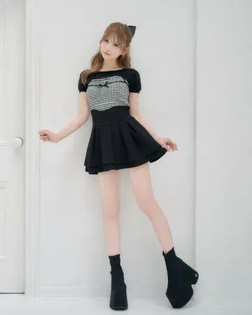 미셸 마카롱 XS 사이즈 슬림 레그 스커트 블랙