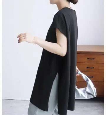 reca 헤비 천축 빅 실루엣 프렌치 슬리브 상의 블랙