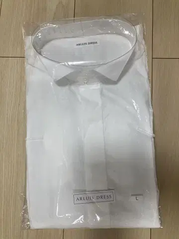 ARLUIS DRESS 화이트 긴팔 셔츠 L 사이즈