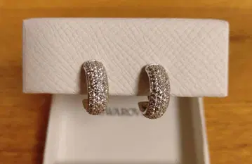 SWAROVSKI 스와로브스키 클립 귀걸이 하프 후프