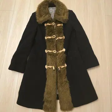 로이스크레용 더플 코트
