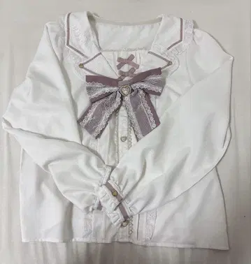 양산형 블라우스