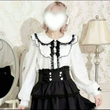 노에미 블라우스 사키마루 쨩 콜라보 양산형 지뢰계 화이트