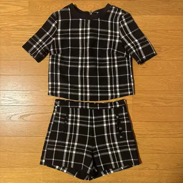 [새상품급] Bershka 셋업 체크 무늬 상의 S 팬츠 M