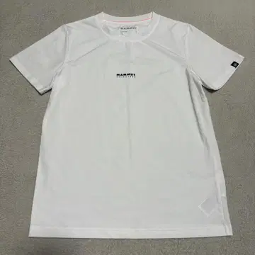 MAMMUT 화이트 T셔츠 SWISS 1862 L 사이즈