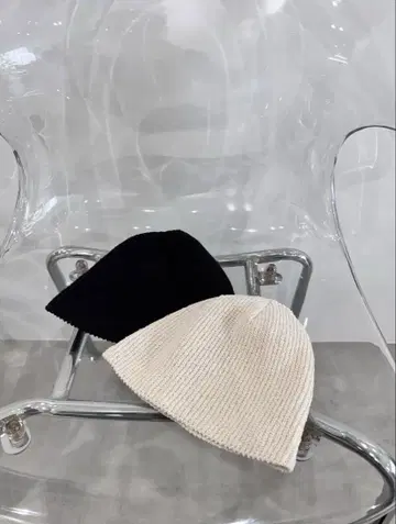 LE HASARD. 리 아저 Paper knit beanie 비니