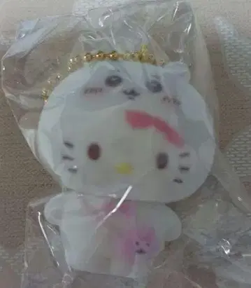 산리오 치이카와 콜라보 플로키 키링 키티
