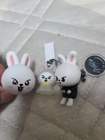 Straykids 리노 SKZOO Lee 비트 마스코트 & 반지 세트