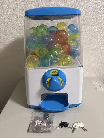 캡슐 토이 머신 화이트 블루 GACHACUBE