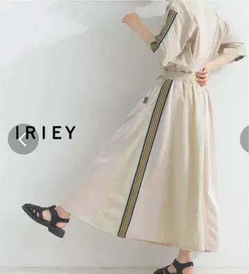 IRIEY 트랙 스커트/니코앤드 에신타 큐브 슈가 라임 잉크