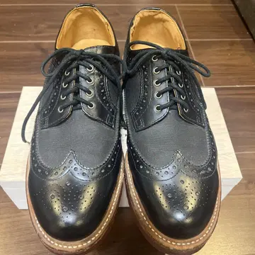 Dr. Martens 가죽 신발