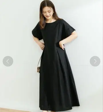 어반 리서치 코튼 린넨 턱 원피스 블랙 검정
