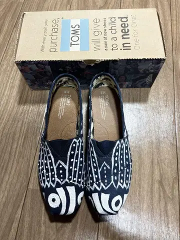 미사용 새상품 TOMS 슬립온