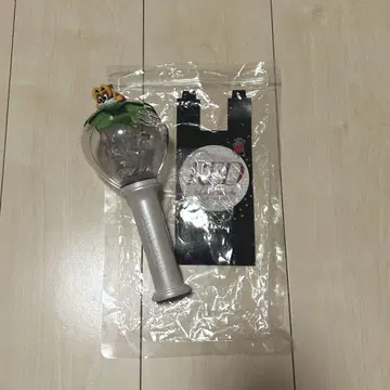 야마다 료스케 투어 레드 응원봉
