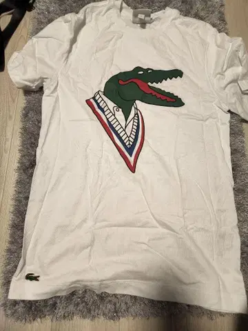 Lacoste 컬러풀 악어 프린트 티셔츠