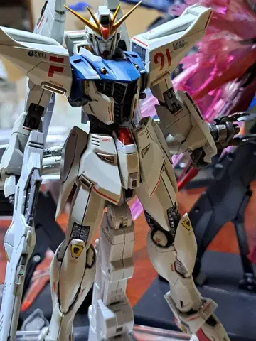 메탈 빌드 F91 크로니클 화이트 ver