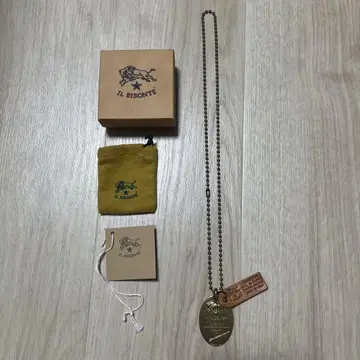 거의 새상품 일비종떼 목걸이