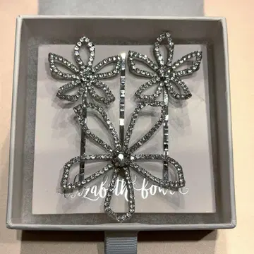 Elizabeth Flower 꽃 모티브 헤어핀