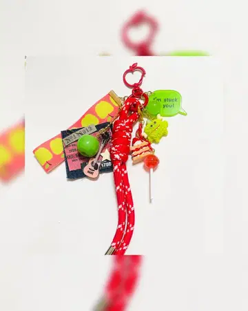 키링 백참 Mrs. GREEN APPLE 빨간색 430
