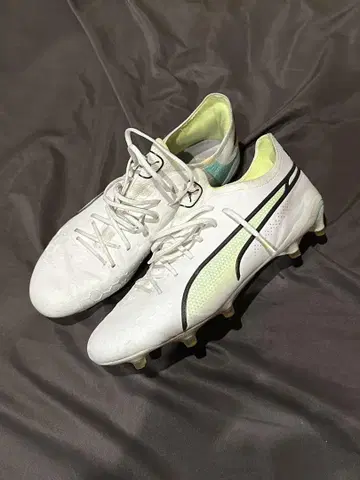 Puma 축구화