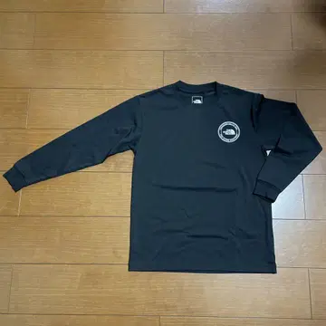 THE NORTH FACE 블랙 긴팔 티셔츠 WM
