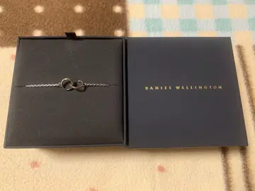 Daniel Wellington 다니엘 웰링턴 팔찌