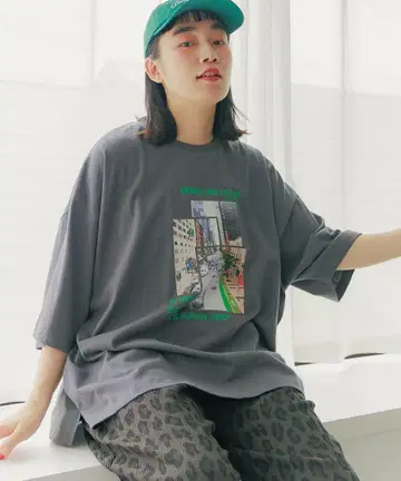 niko and - 백(Back) 소재 CITY 사진 티셔츠