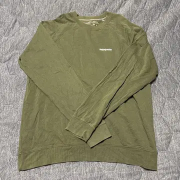 patagonia 올리브 XL 슬림핏 트레이닝복