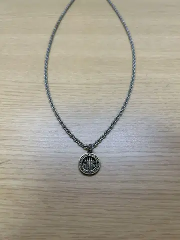 하프 목걸이
