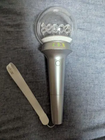 aespa 공식 팬 라이트 실버 트레이딩 카드 포함