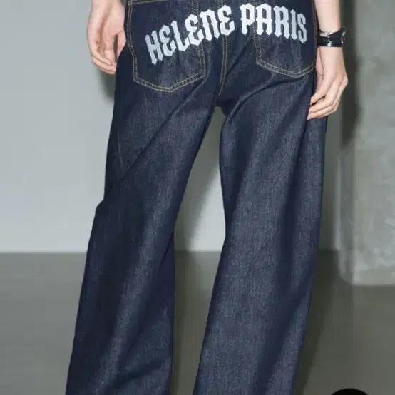 NEPA | 네파 (New) Helene Paris Logo Needle Point Wide Denim