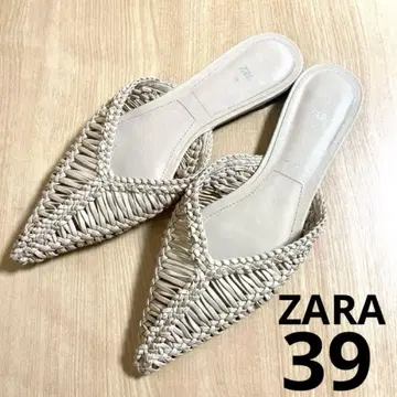 [새 상품] ZARA 땋은 플랫 메쉬 샌들 뮬 39
