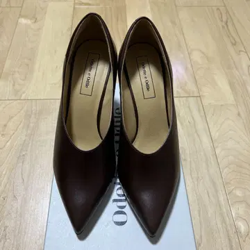 새상품 Odette e Odile 펌프스