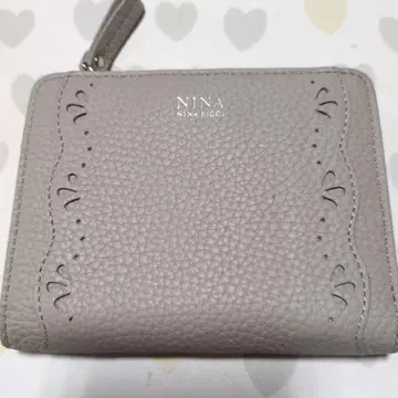 NINA RICCI 그레이 접이식 지갑
