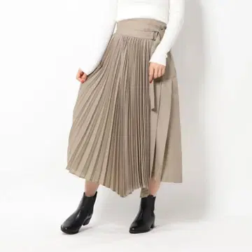 비대칭 플리츠 스커트 FRAY I.D