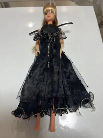 리카짱 본체 드레스 포함