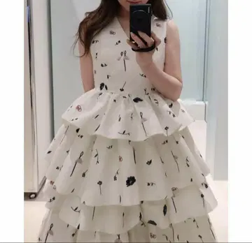 즉시 배송, 미사용 새상품 Bibiy. B. BLOOMY DRESS
