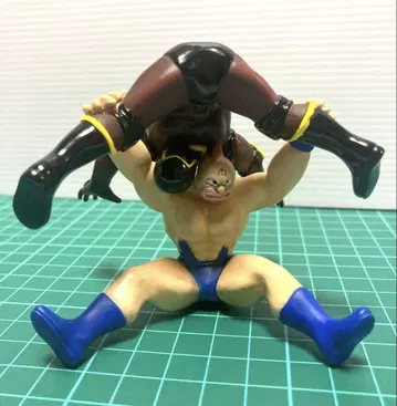 근육맨 피규어