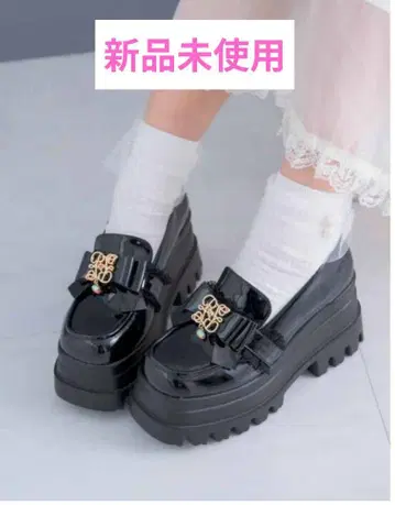 couturebyROJITA 모노그램 리본 통굽 로퍼 양산형