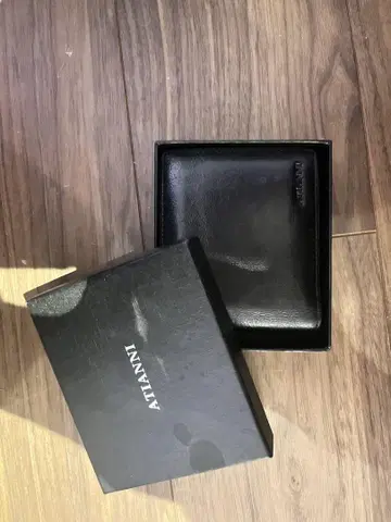 ATTIANNI 접이식 지갑 블랙