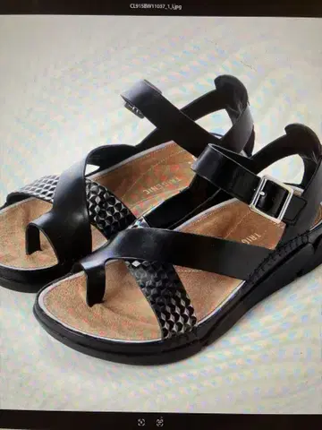 Clarks 클락스 블랙 플랫 샌들 Tri Ariana 트라이 아리아나