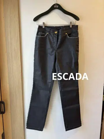 ESCADA 에스카다 코팅 가공 데님 팬츠 그레이 36