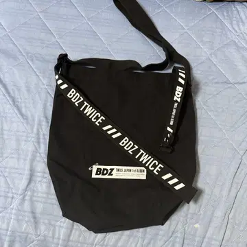 BDZ TWICE 토트백