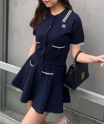 OLIVE des OLIVE 니트 폴로 & 플리츠 미니 스커트 네이비