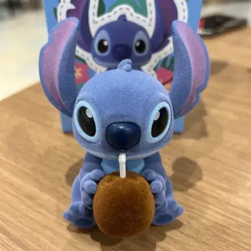 52TOYS 스티치 피규어
