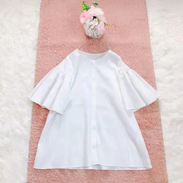 크로스 플러스 플레어 슬리브 블라우스 화이트 L 넉넉한